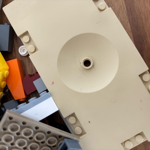 Legos Multiple Pieces OVER 2LB LOT mixed pieces - Picture 5 of 16